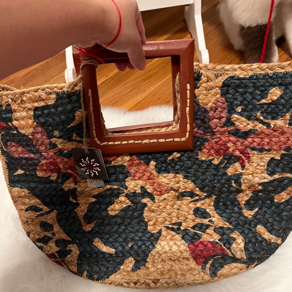 Olivia Miller | Large Tote Natural Beige Straw Jute with Wooden Handles